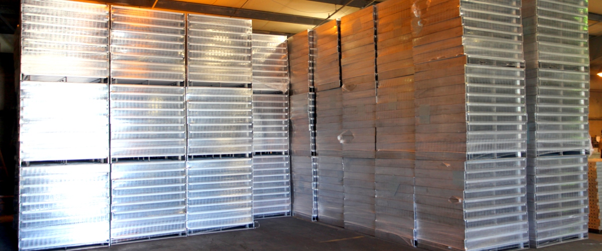Plastic pallets for food processing
